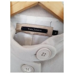 Tara Jarmon Manteaux, Vêtements D'extérieur Crème -Place 113739 3