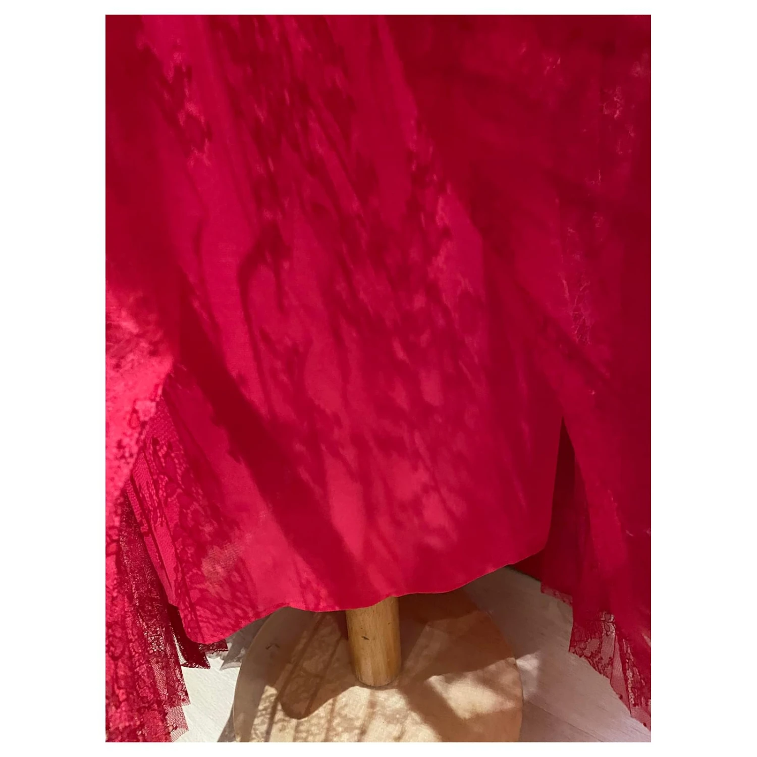 Tara Jarmon Jupes Rouge 4 Tara Jarmon Jupes Rouge – Image 4