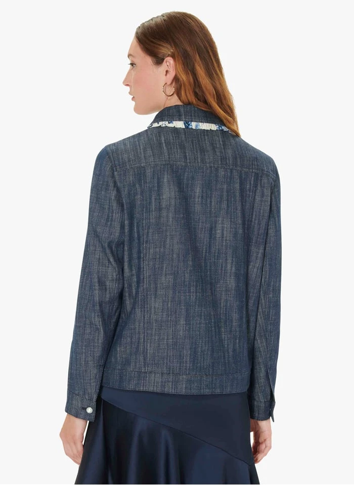 Tara Jarmon VALERIO - Veste Denim Cintrée à Col Claudine En Coton | Bleu 2 Tara Jarmon VALERIO - Veste Denim Cintrée à Col Claudine En Coton | Bleu – Image 2