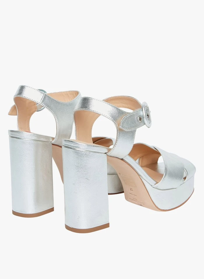 Tara Jarmon ELSA - Sandale à Talons En Cuir Métallisé | Argent 3 Tara Jarmon ELSA - Sandale à Talons En Cuir Métallisé | Argent – Image 3