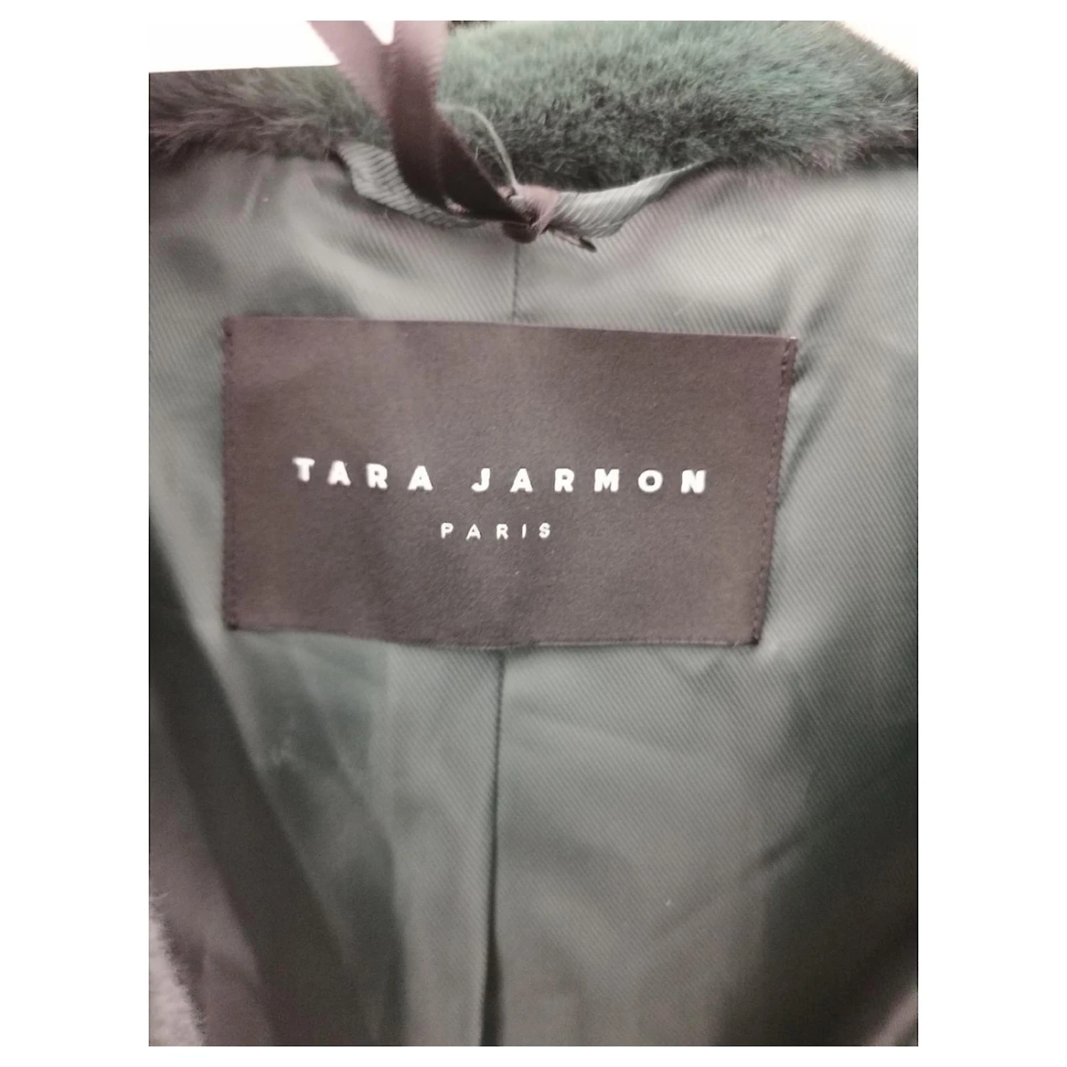 Tara Jarmon Manteaux, Vêtements D'extérieur Vert Vert Foncé Bijouterie Dorée 4 Tara Jarmon Manteaux, Vêtements D'extérieur Vert Vert Foncé Bijouterie Dorée – Image 4