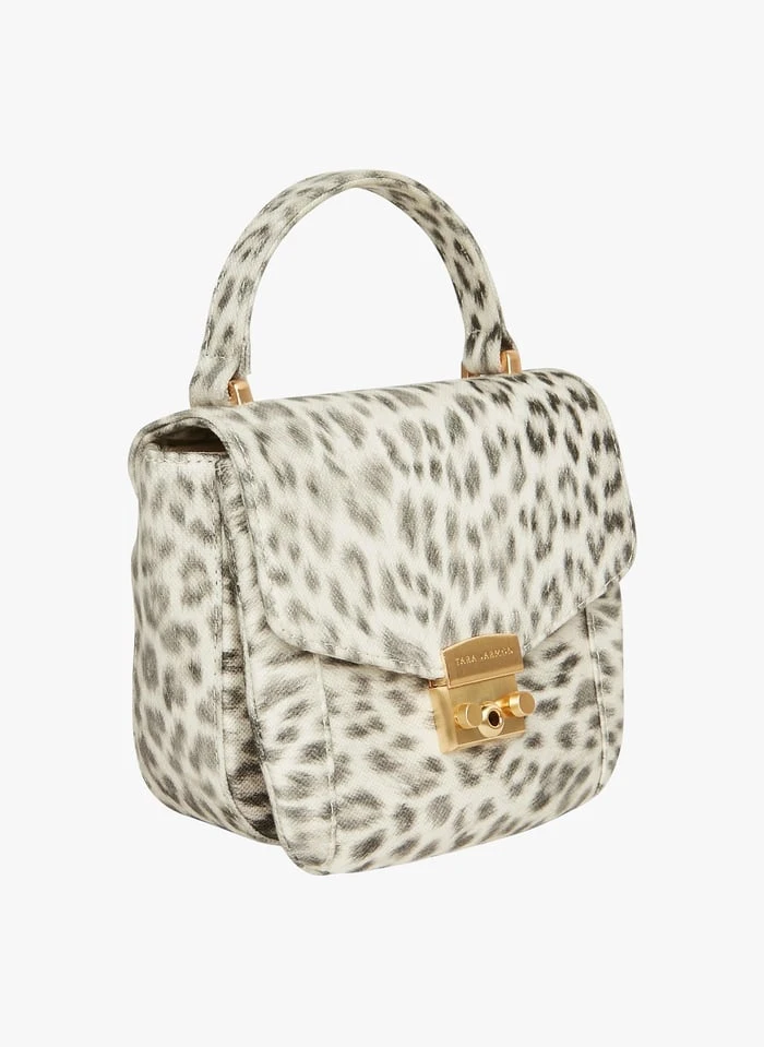 Devant 37 Devant -Place 4045651